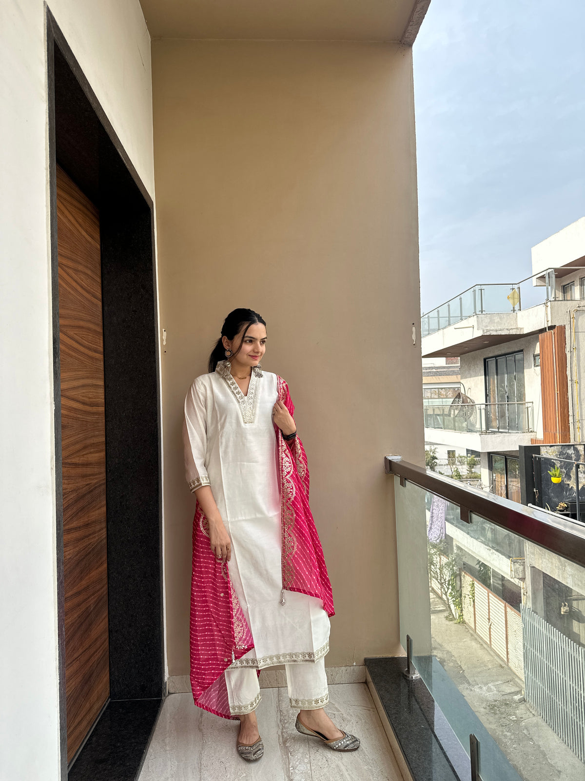 Mystic White & Pink V-neck Kurta Pant Set