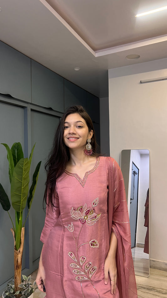 🌸 Mauve Rose Pink – Floral Beadwork Luxe Sheen Palazzo Set ✨