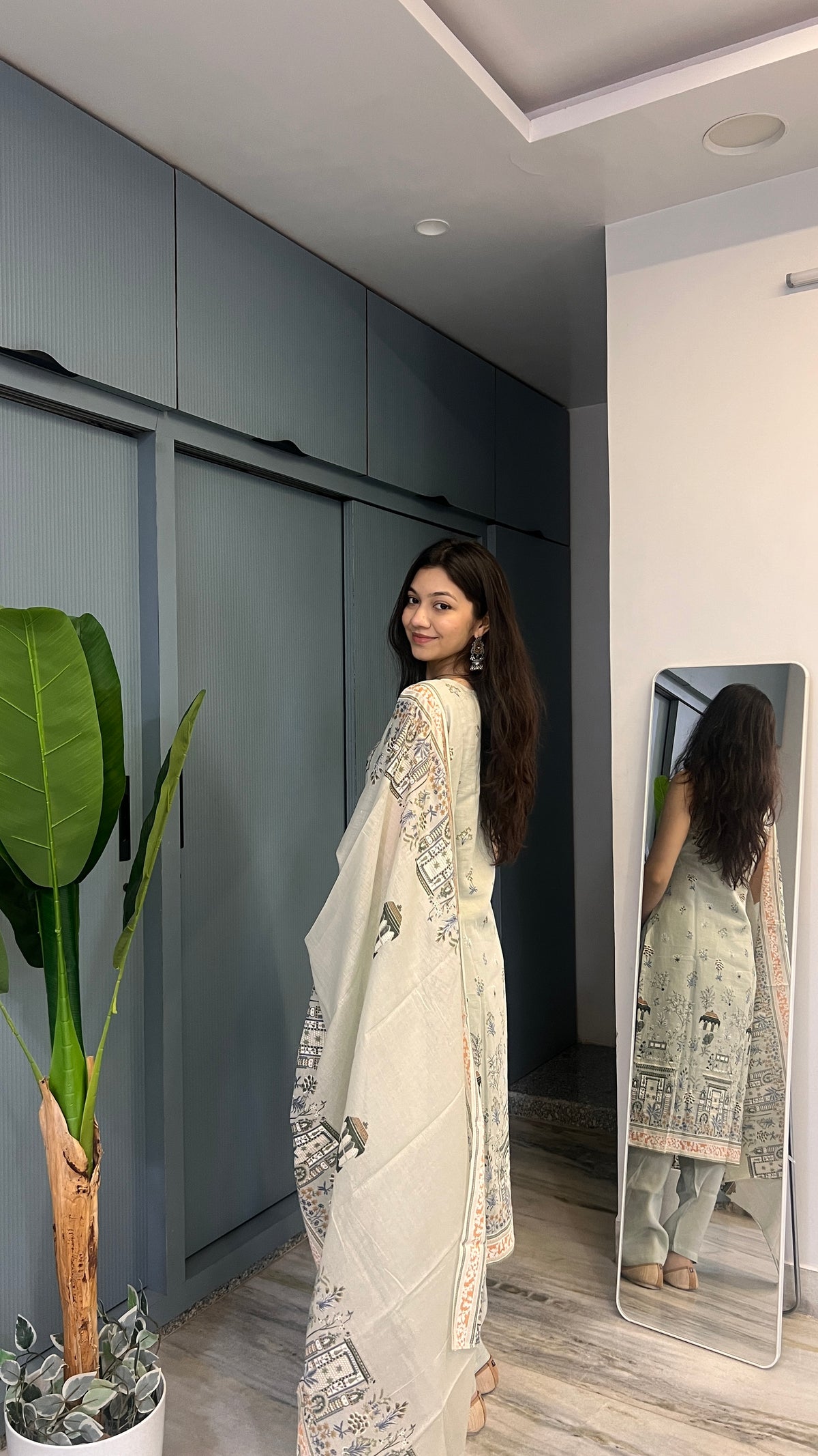 Pista Heritage Floral Printed Embroidered Mul-Mul Cotton Kurta Pant Set with Dupatta