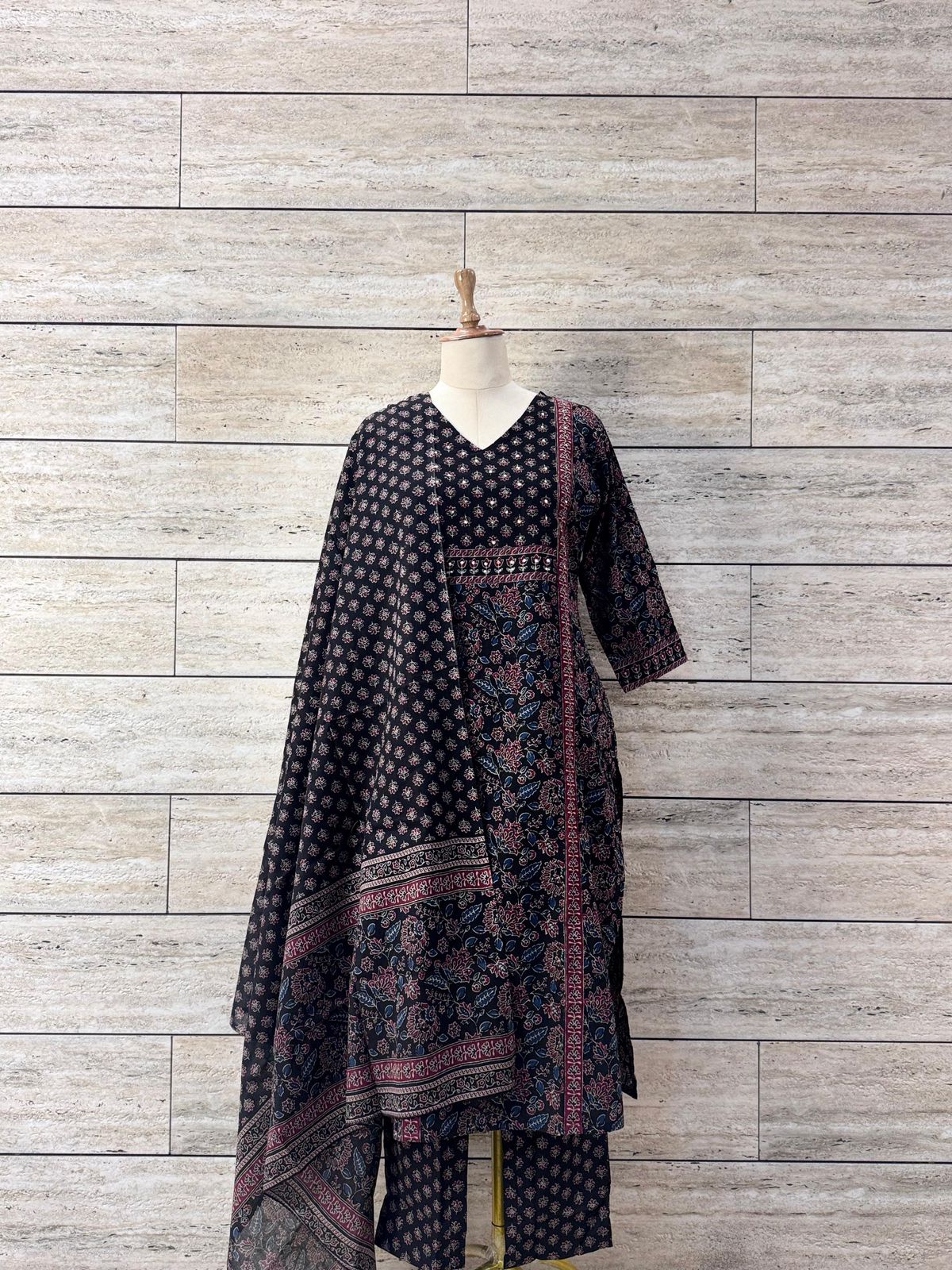 Space Black Printed Pure Cotton Kurta Pant Set