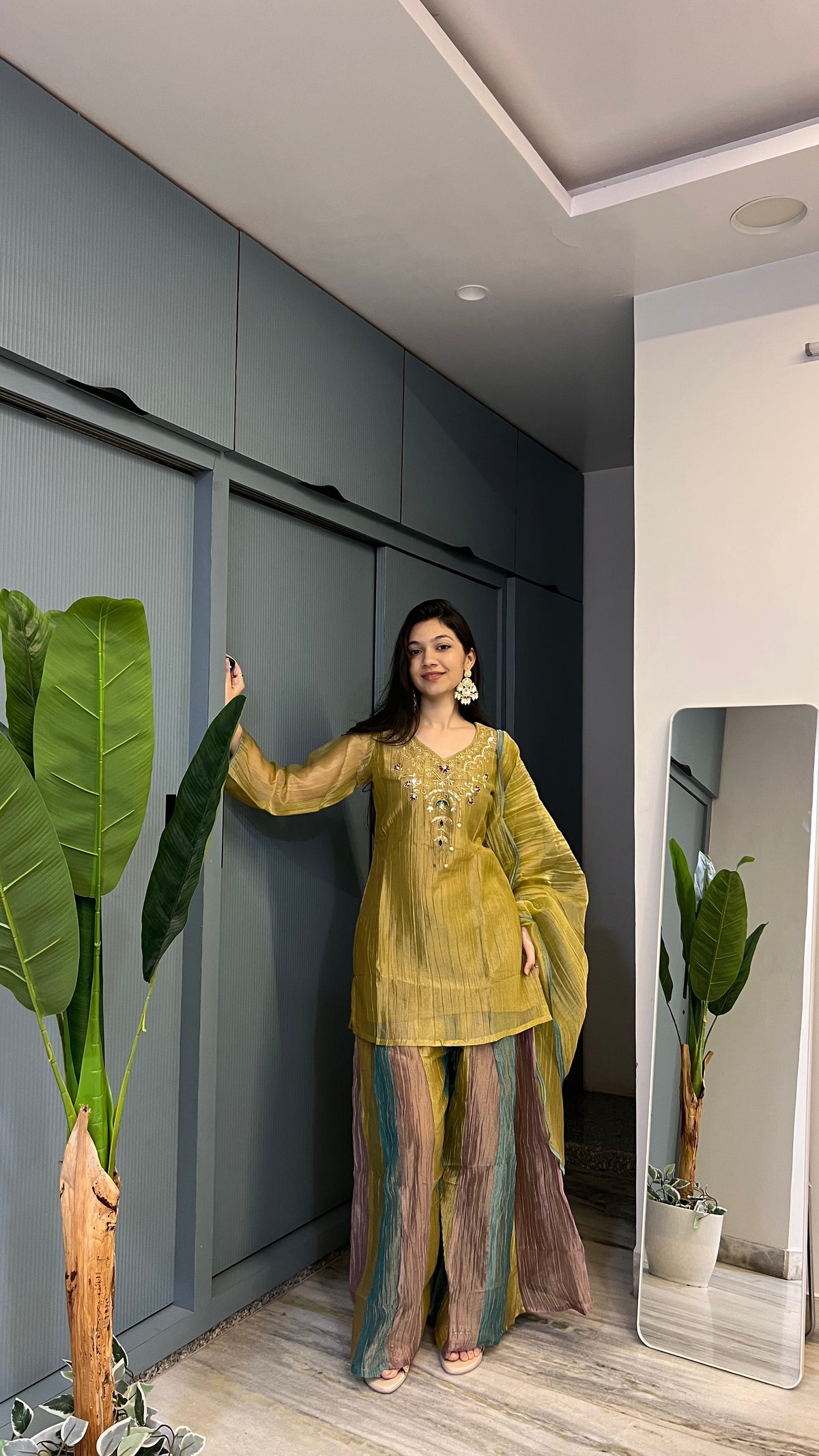 ✨ Golden Mosaic – Mustard Gold Crush Tissue Embroidered Palazzo Set with Dupatta 💛🌿