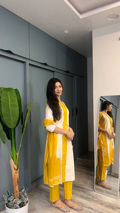 Sunlit Bloom — Mustard & Ivory Printed Kurta Pant Set