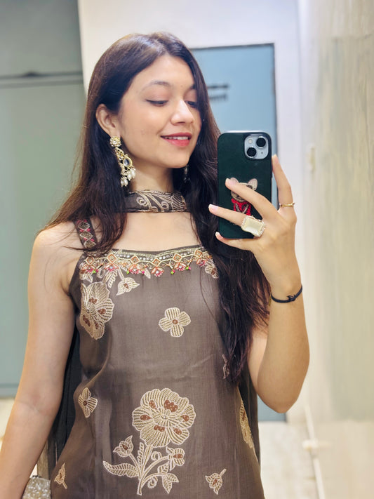 Cocoa Charm Luxe Embroidered Set