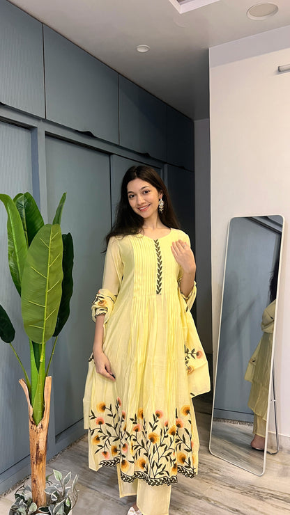 Butter Blossom Mul Chanderi Floral Thread Embroidered Anarkali Kurta Pant Set with Dupatta