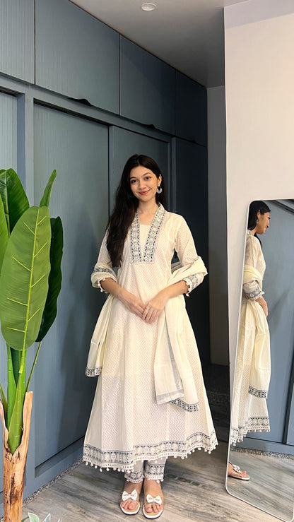Ivory Chevron Embroidered Anarkali Kurta Pant Set with Dupatta