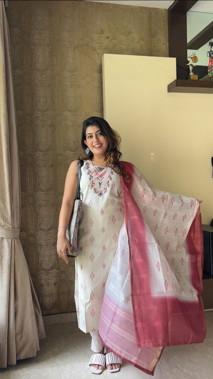 Rozana Grace White Kurta Pant Set
