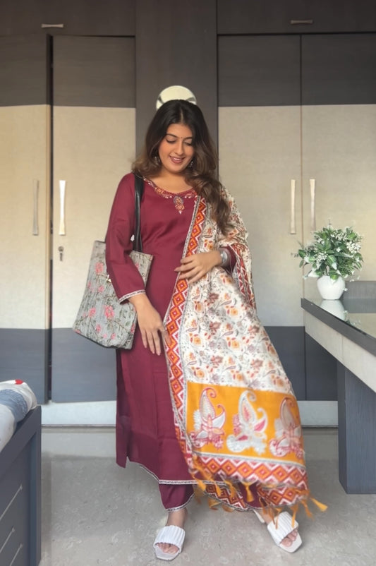 Minimalistic Maroon Kurta Pant Set