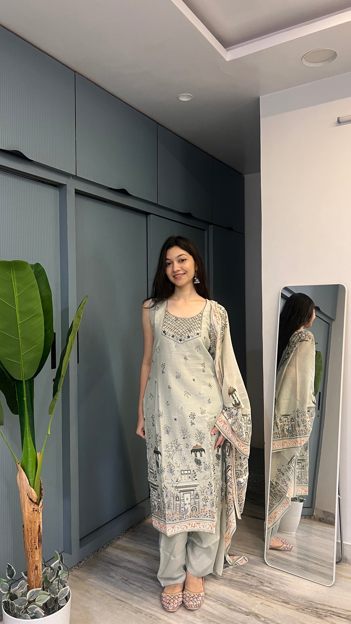 Pista Heritage Floral Printed Embroidered Mul-Mul Cotton Kurta Pant Set with Dupatta