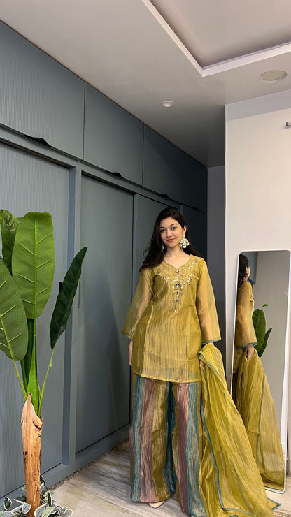 ✨ Golden Mosaic – Mustard Gold Crush Tissue Embroidered Palazzo Set with Dupatta 💛🌿