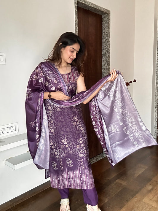 Wineberry Printed Velvet Muse Kurta Pant Set