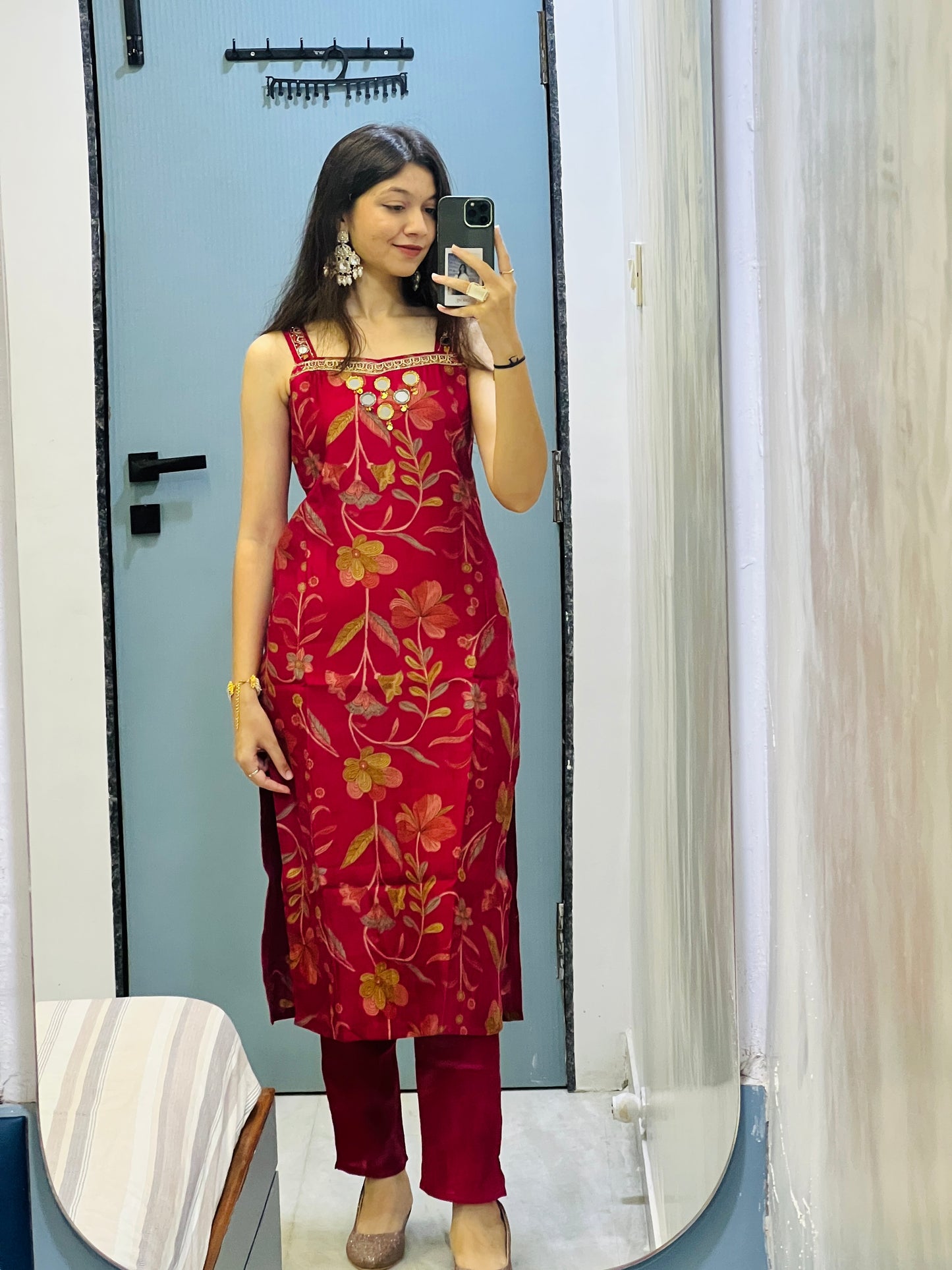 Scarlet Bloom Luxe Mirror Embroidered Set